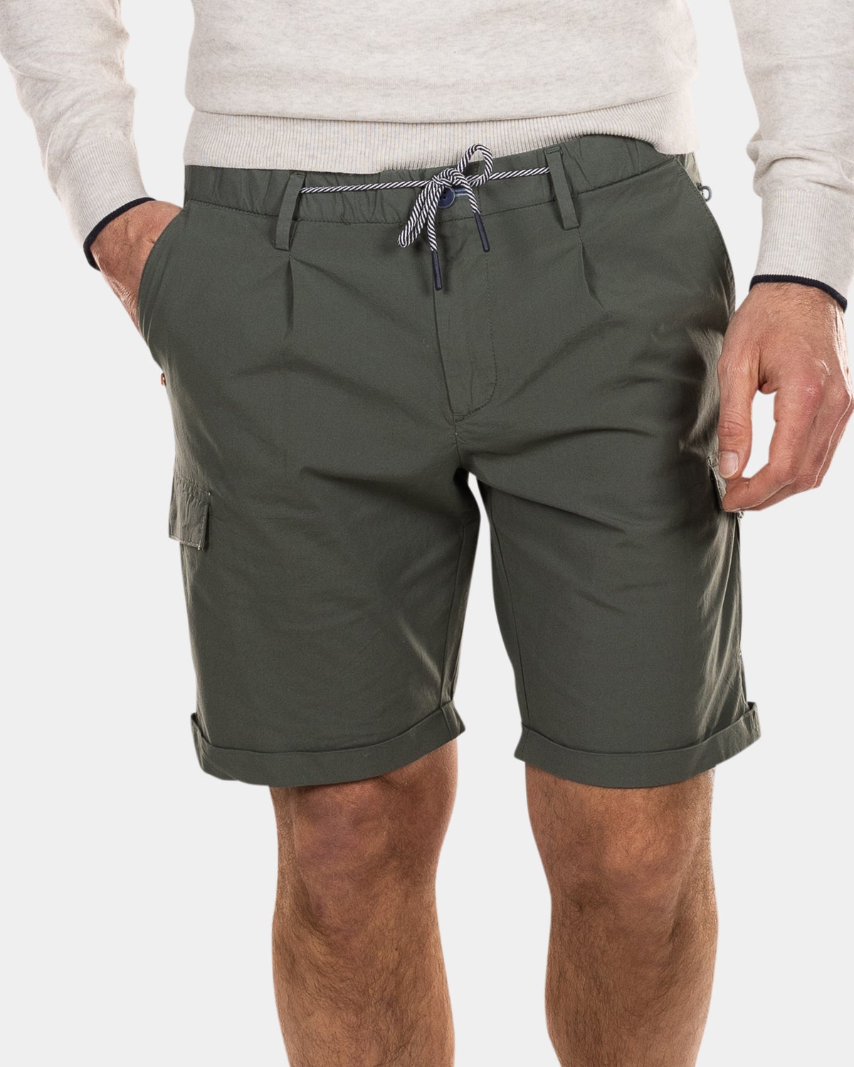 Short cargo pants - Chalk Green