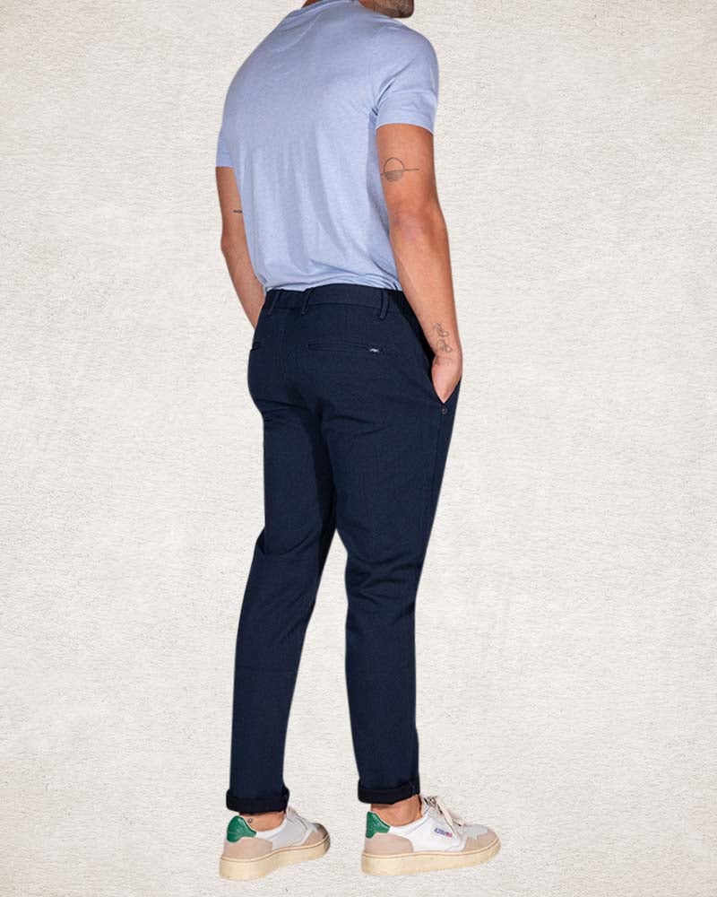 Cotton stretch relaxed chino