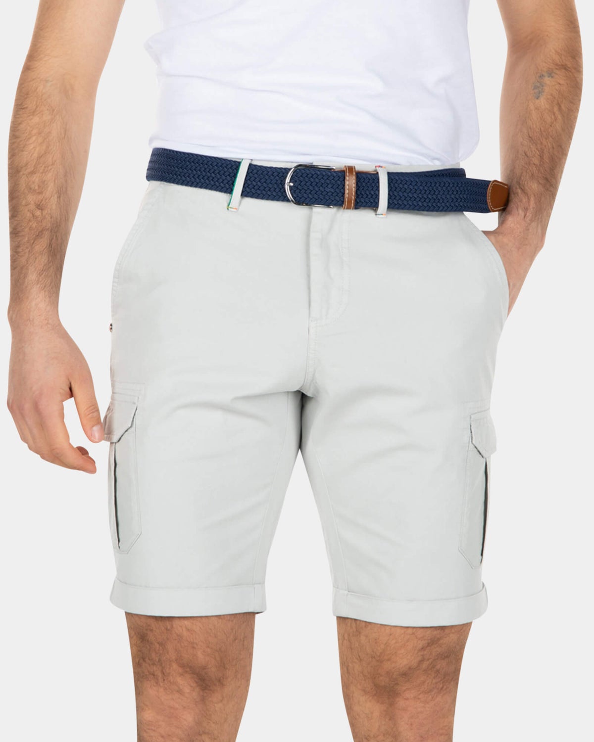 Sturdy cotton cargo shorts
